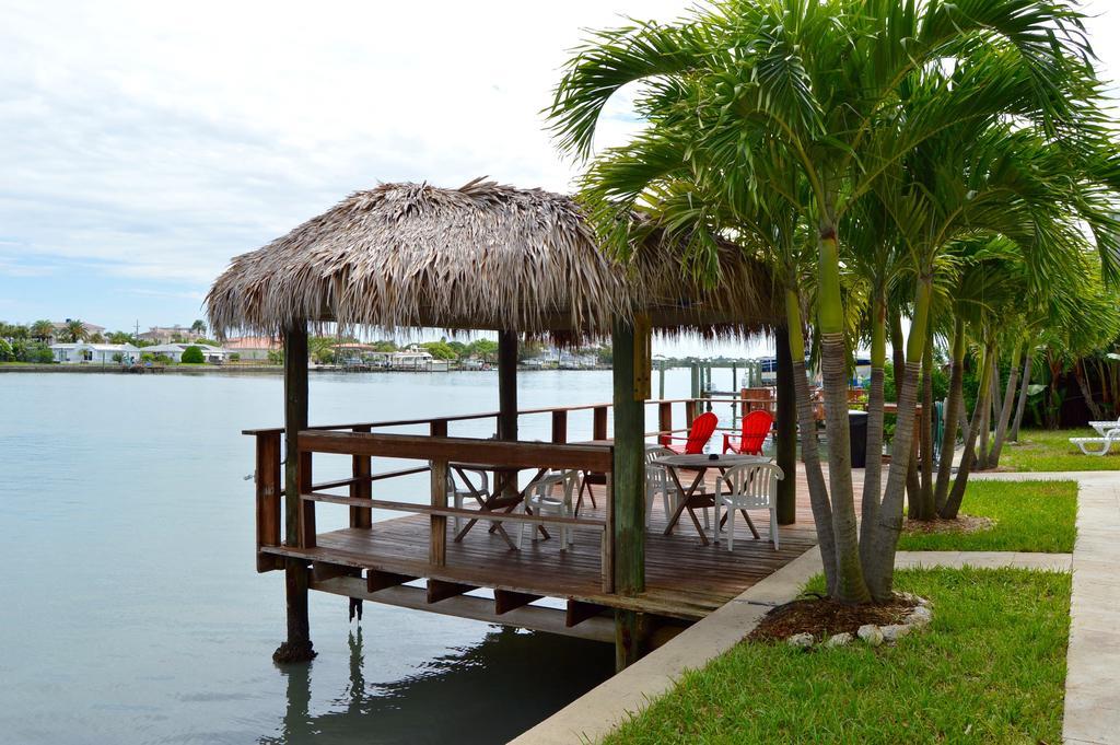 The Costal Hotel Clearwater Exterior photo