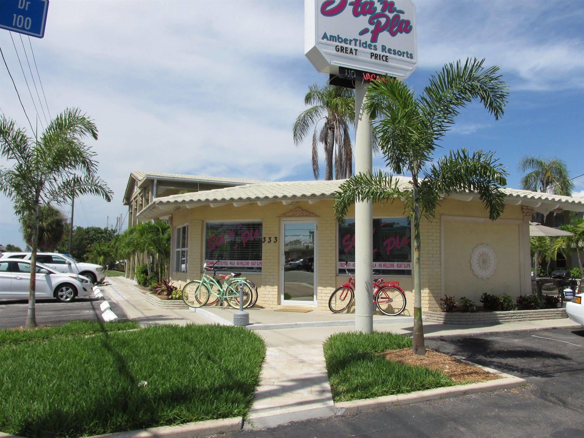 The Costal Hotel Clearwater Exterior photo
