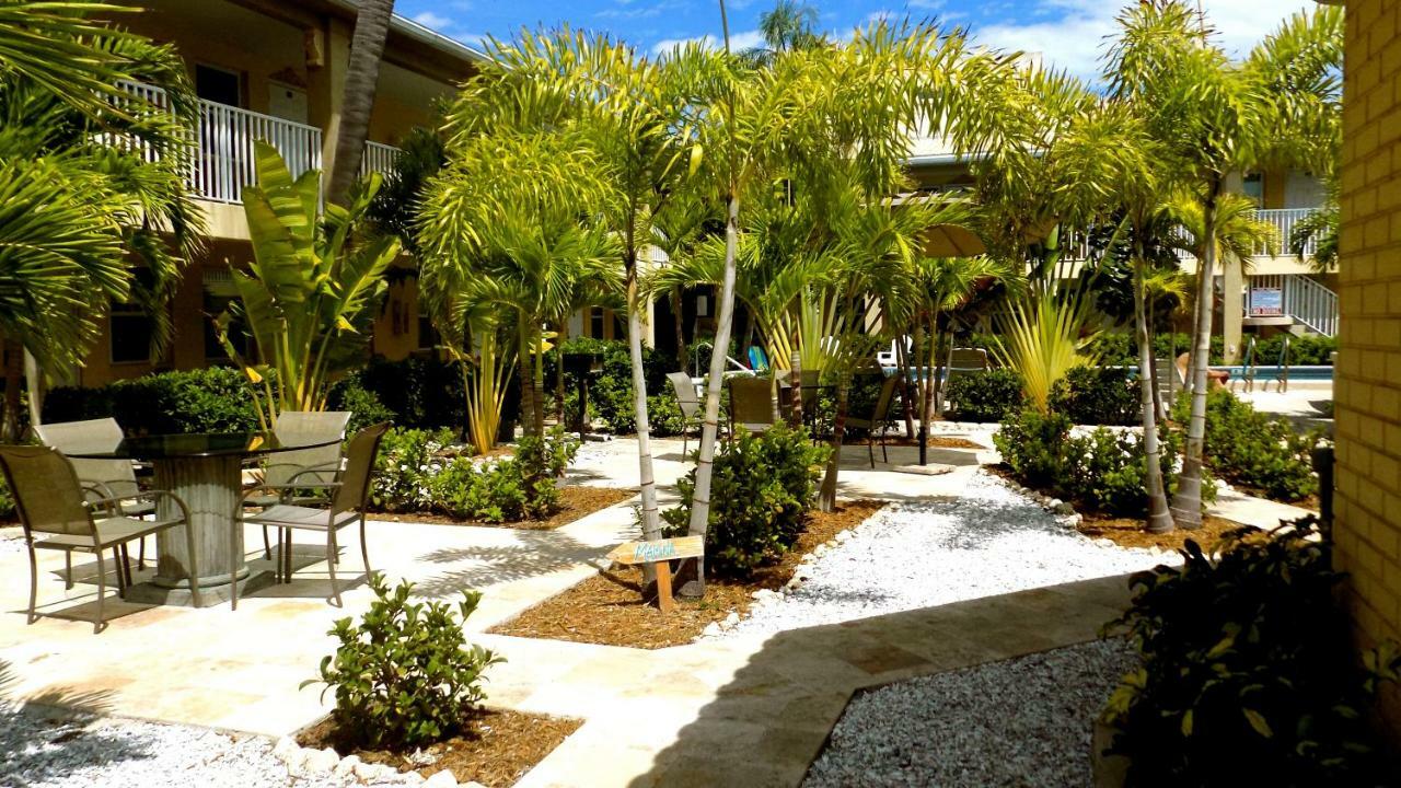 The Costal Hotel Clearwater Exterior photo